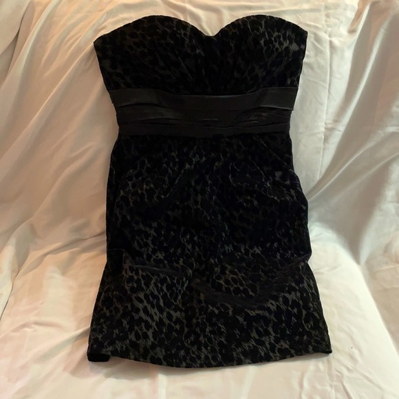 BEBE black animal print cocktail dress - Picture 1 of 4
